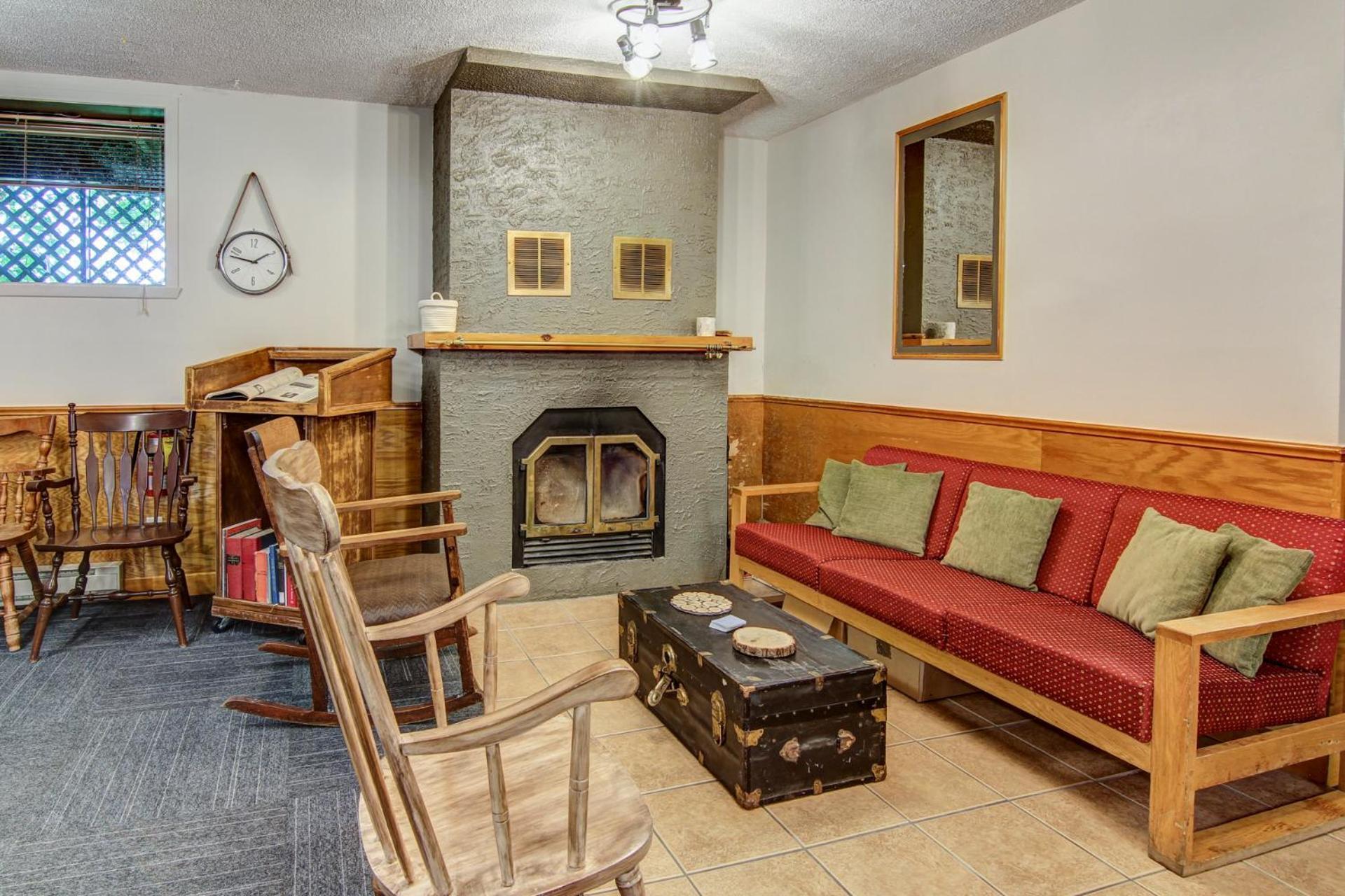Auberge Presbytere Mont Lac-Vert Hébertville Exterior foto